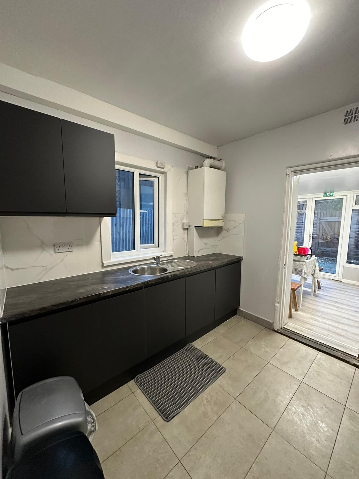 🌟 Double/Single Room – Talbot Road, Seven Sisters (N15 4DF)
